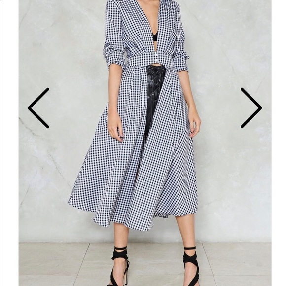 Nasty Gal Tops - Nasty Gal “Check Yourself Gingham Shirt”